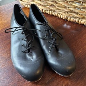 Woman’s tap shoes